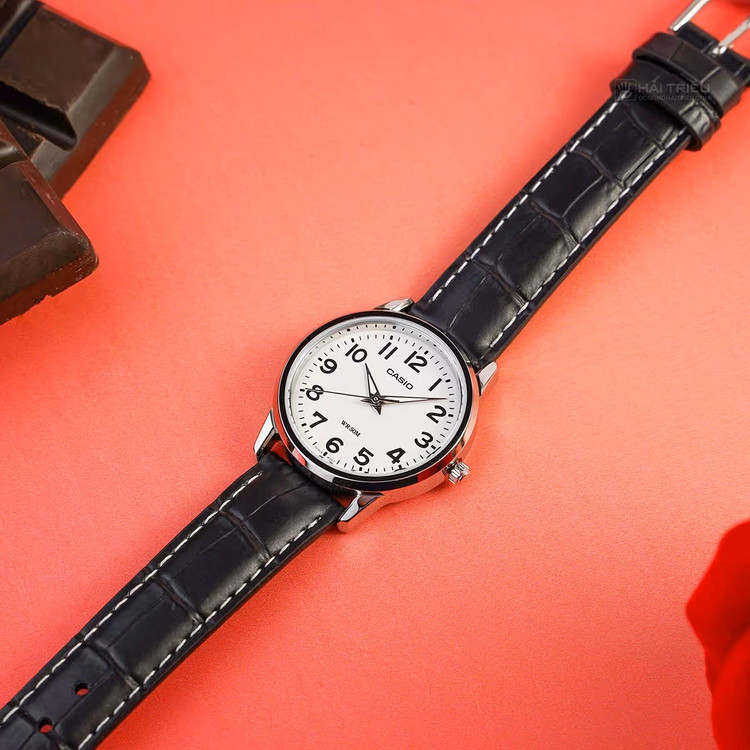 ساعت مچی زنانه کاسیو CASIO LTP-1303L-7BV
